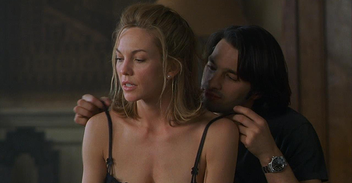 Katta sik va oriq qiz bilan porno Rus pornosida Lyubov Tixomirova